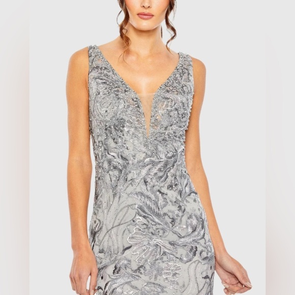 Mac Duggal 20484 NWT Sleeveless High Neck Embroidered Gown - Picture 2 of 7